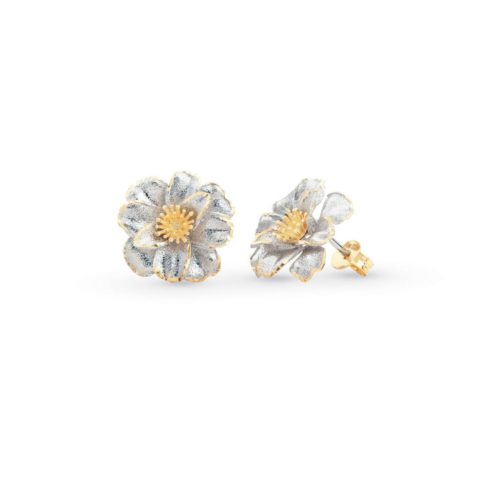 Two-tone satin Camelia earrings in 18kt gold - OE4356