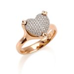 18 kt gold heart ring with pavé diamonds - AD653