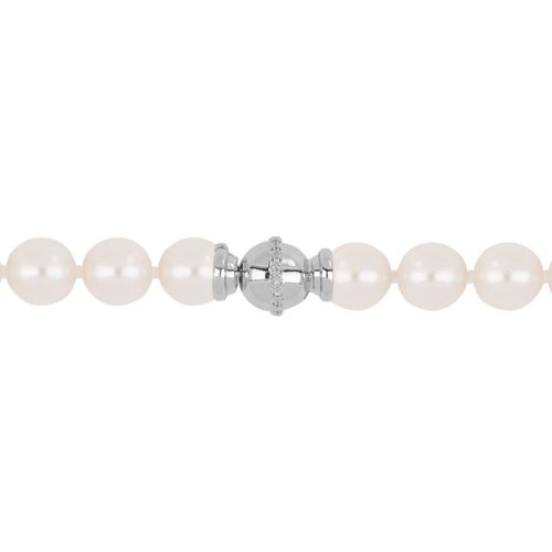 Akoya pearl string with diamond clasp in 18 kt gold - C002L