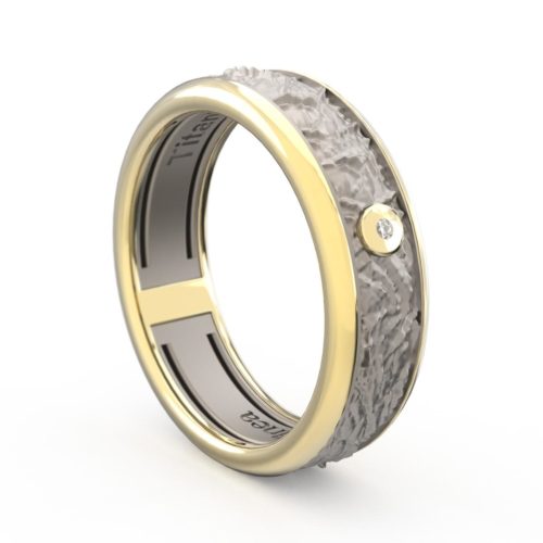 18 kt gold and titanium band ring with bark texture - ATU004