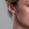 Photo to be taken as a reference for the size of the jewel.